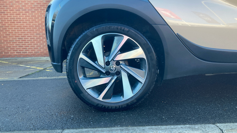 Toyota Aygo X 1.0 VVT-i Edge 5dr Petrol Hatchback